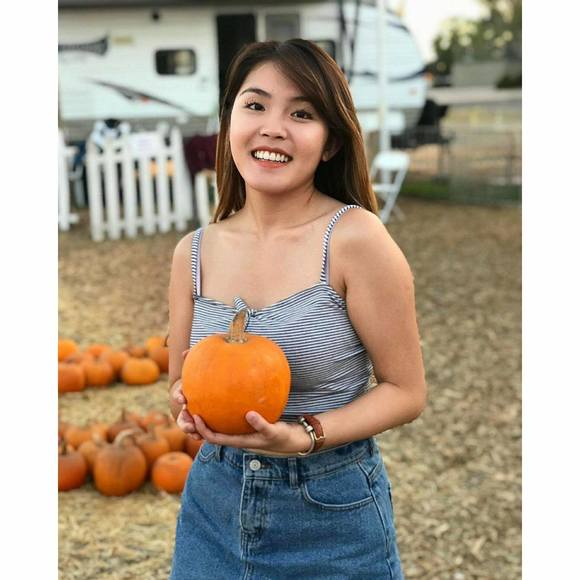 Meet your Posher, Duyen - Picture 1 of 1